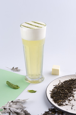 視覺盛宴 皇茶飲品平面攝影的藝術探索
